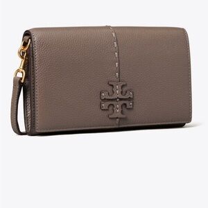 TORY BURCH MCGRAW
Wallet Crossbody Handbag
Bag Pebble Leathers Taupe 
Brown NWT